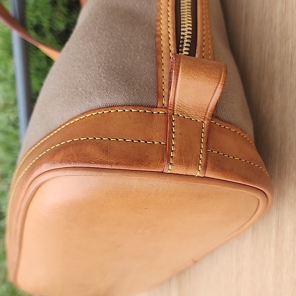 Vintage Dooney & Bourke Canvas Cabriolet Dome Satchel Crossbody Shoulder bag - Picture 6 of 16